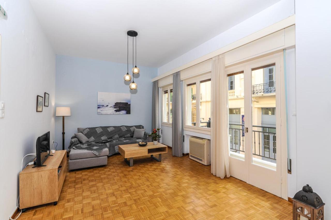 The Elegant. Spacious Center Apartment. * Héraklion